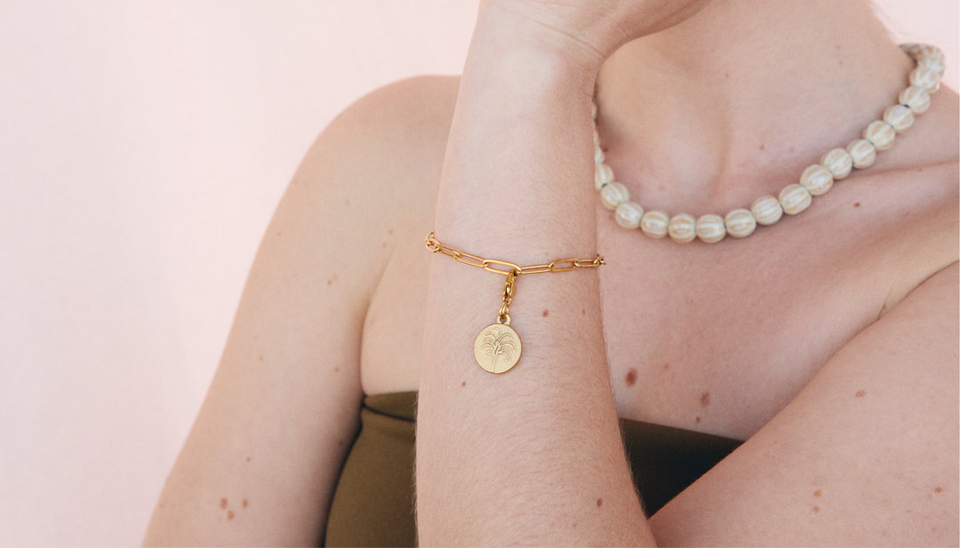 Bracelets & charms set