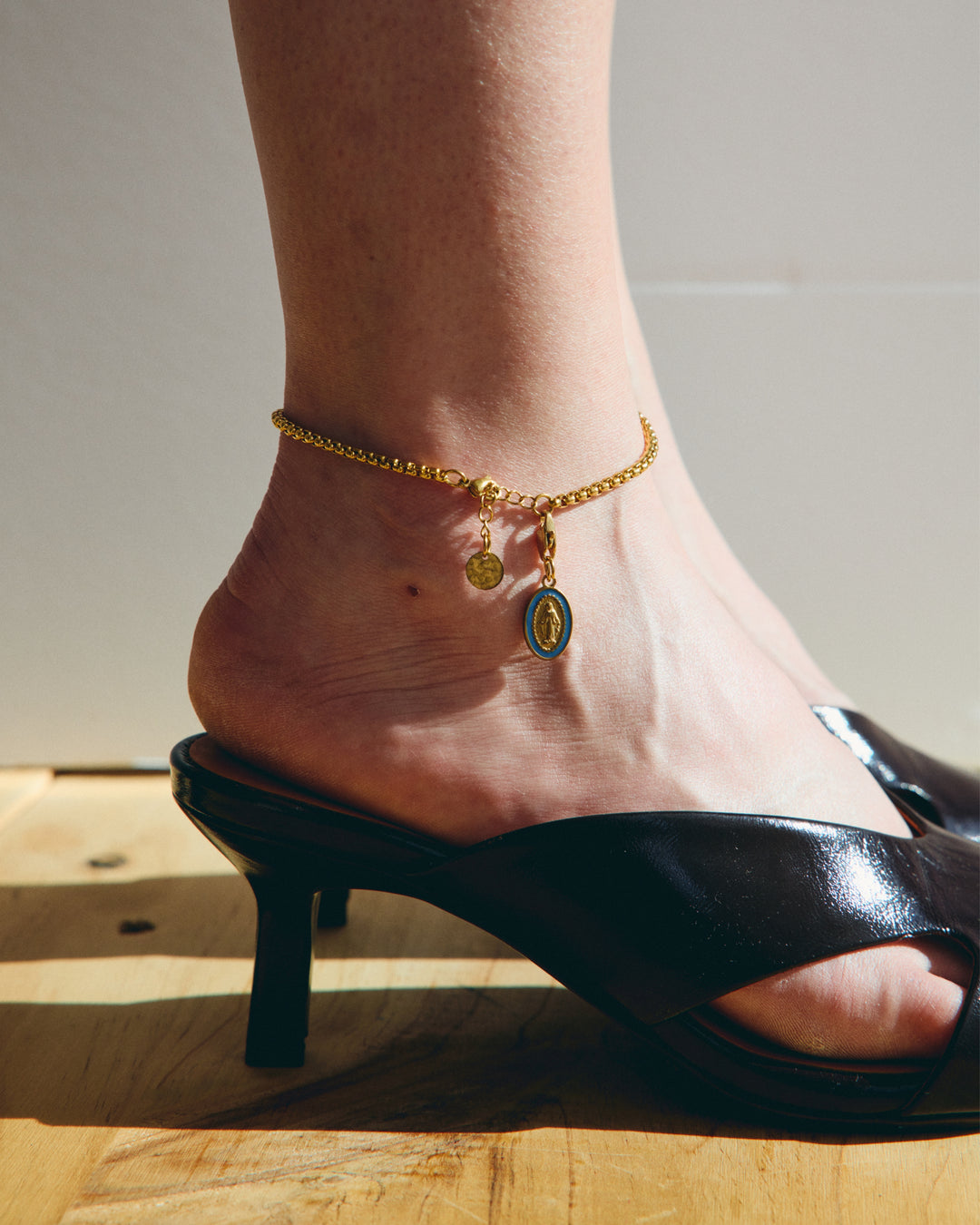 Manuel - Anklet &amp; Charm Set