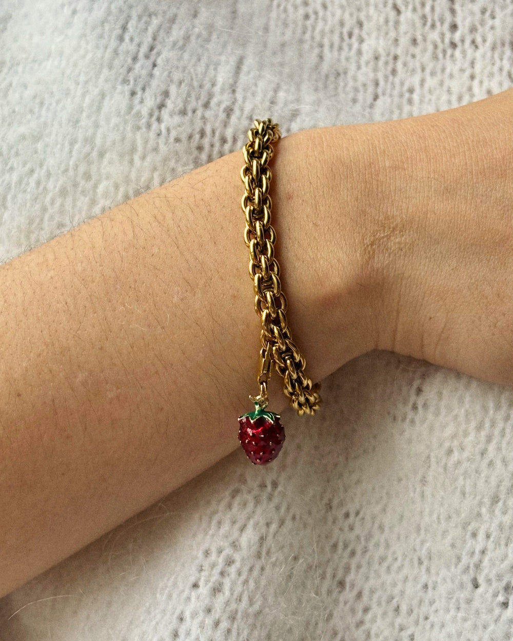 Brigitte and Strawberry Charm - Set - Palas