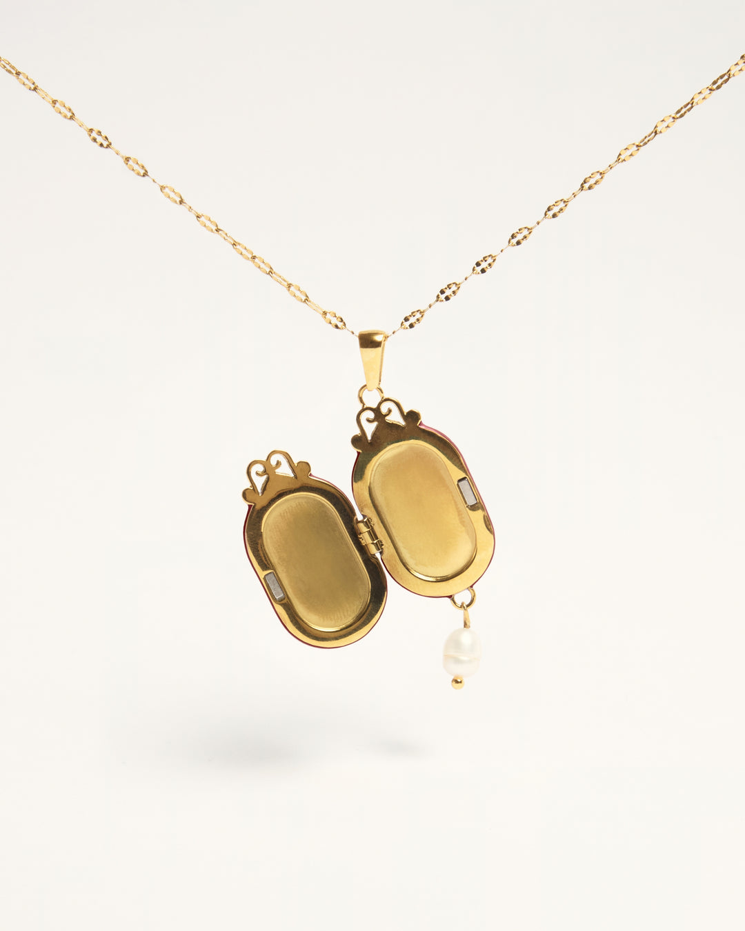 Le Secret - Locket Red