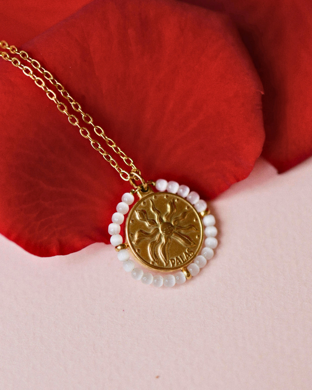 Belamar - Necklace White - Palas